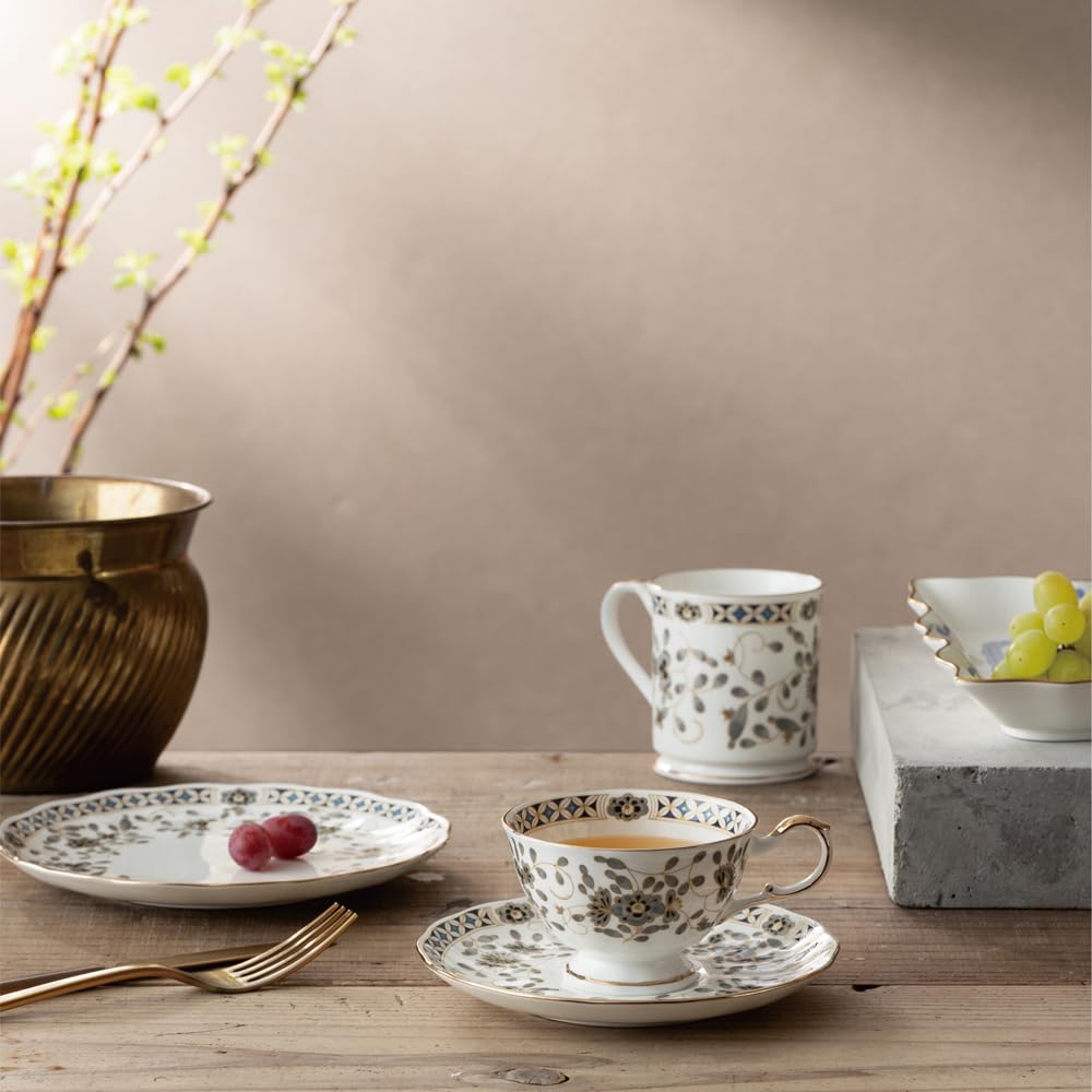 NARUMI Cup Saucer Set Black Milano 210cc Black Floral Pattern Plum Blossom Chintz Style Pair Cup Saucer Day Present Made In Japan Gift Boxed &