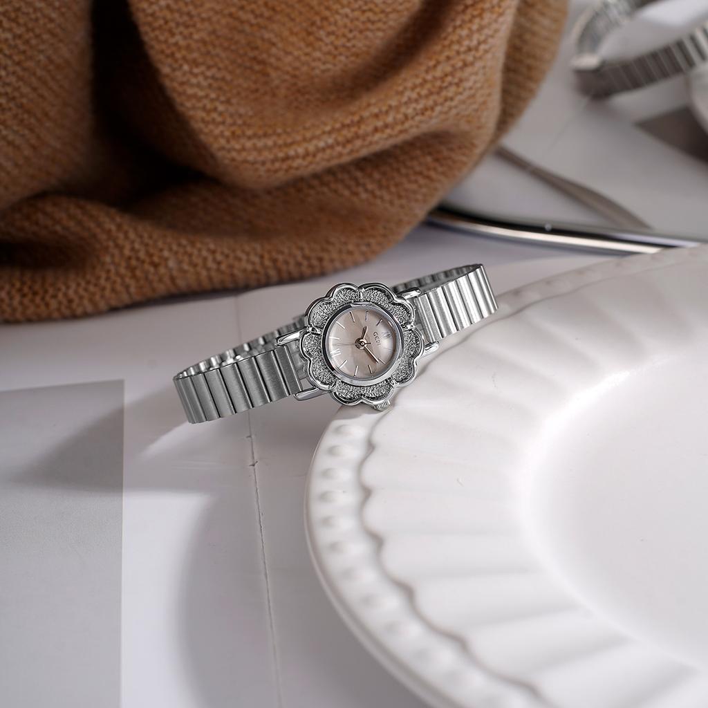 High-Value Retro Petal Bamboo Strap Women'S Watch Niche High-End Waterproof Steel Belt Quartz Watch