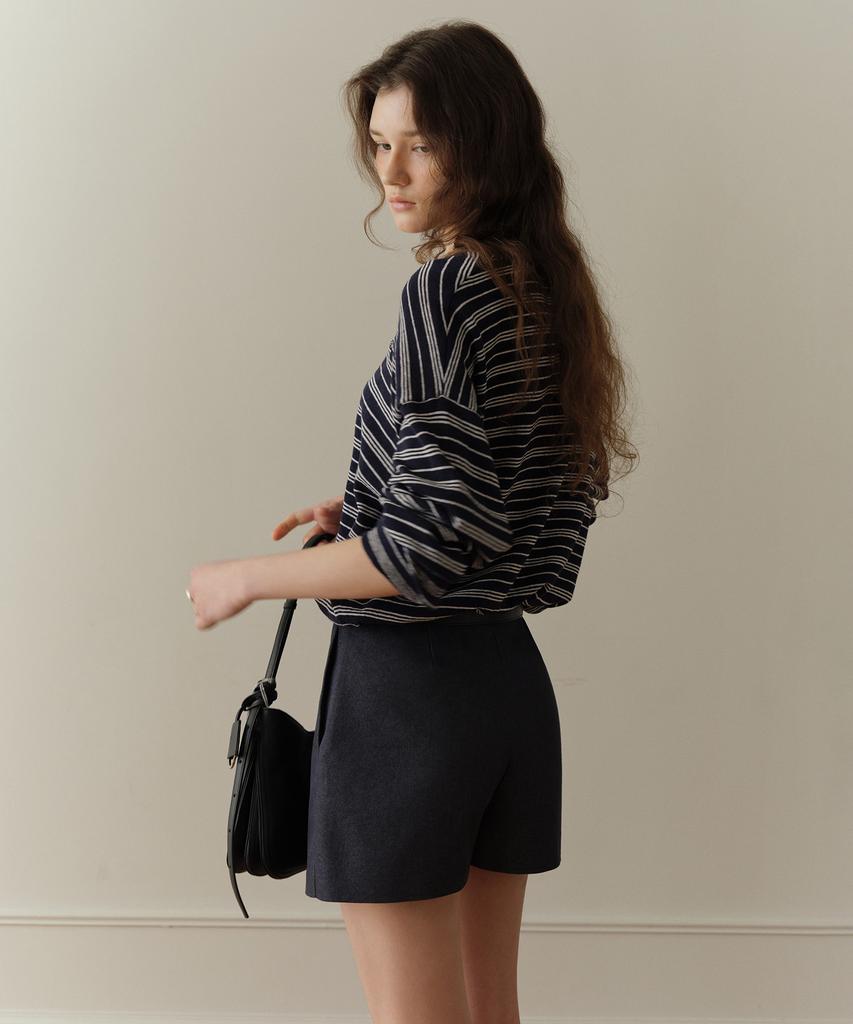 Poyueoaijeuonli If Stripe V-Neck Knit (Navy)