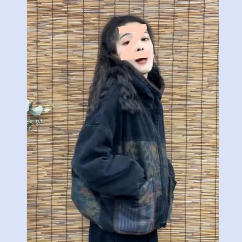 Retro Print Fleece-Lined Hooded Denim Jacket – Winter Warmth & Slim Fit 2025