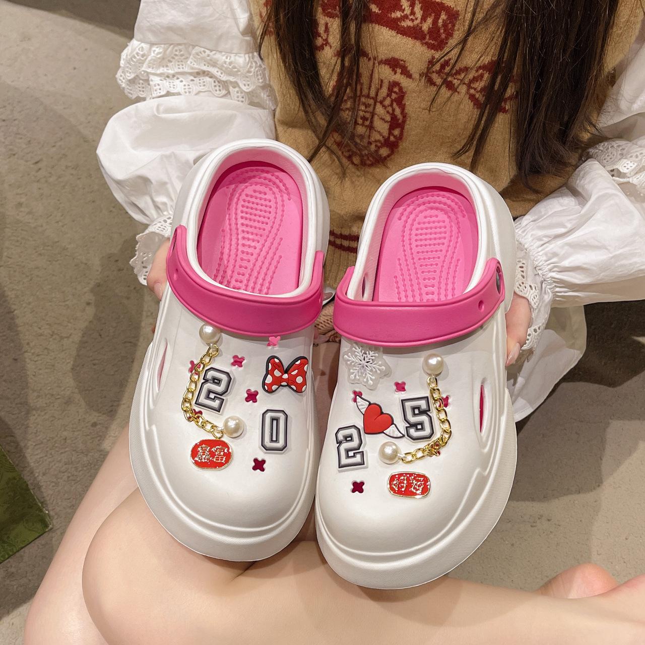 

Stepping on shit EVA hole shoes women s 2025 new summer wear non-slip and wear-resistant thick-soled bag head beach slippers 36