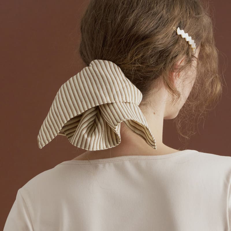 

Жан Поль Кларисс Квадратная полоска Скранчи JP-25-108S beige