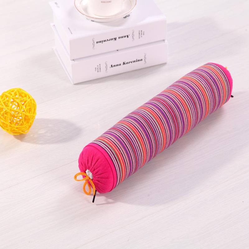 1 Stück Buchweizenschalen gefüllte Kissen, Nackenkissen und Büro-Nickerchenkissen helfen, Schulter- und Nackenschmerzen zu lindern.