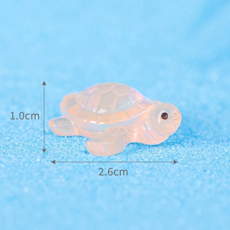 

Светящаяся в темноте маленькая черепаха, украшение для животных, микропейзаж, морской аквариум, черепаха, ландшафтный дизайн, поделки из смолы About 2.6 * 1.1cm 10pcs оранжевый