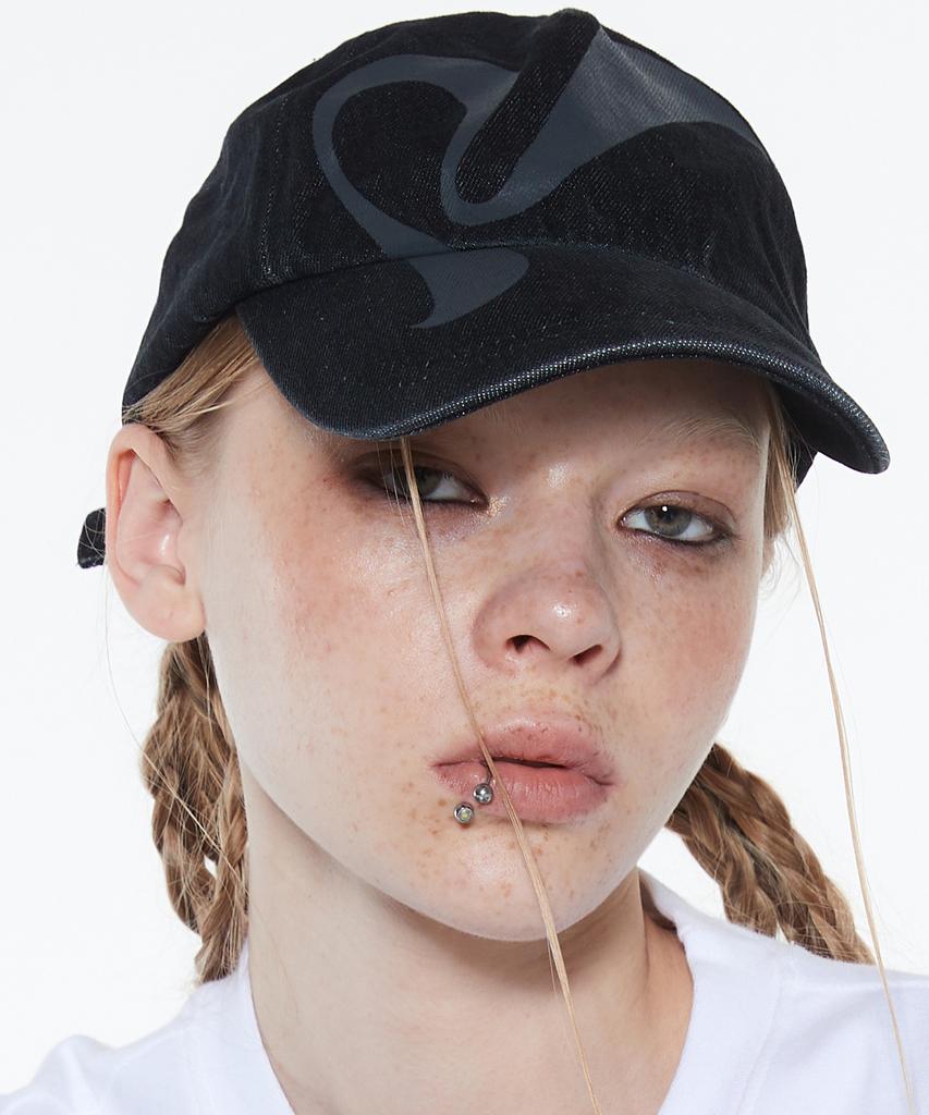 LUVISTRUE Curved L Ballcap(Black)