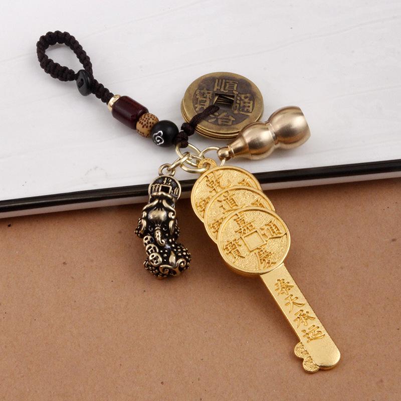 Exquisite Brass Five Emperors Coins Keychain: Men's Car Pendant 'Money Arrives Home' Gift