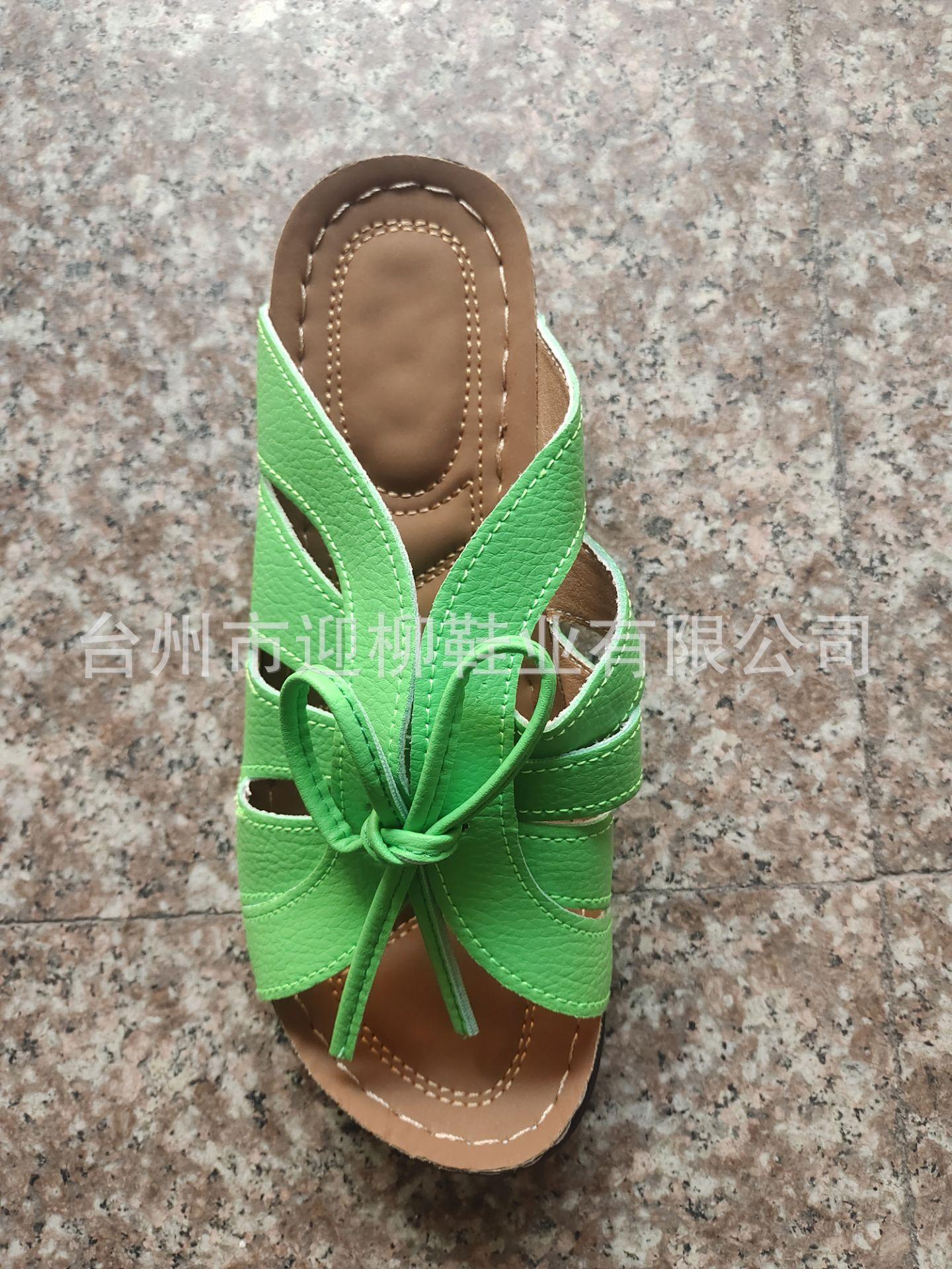 

Large size bow flat bottom wedge slippers new solid color shake line hollow fish mouth slippers 43 зелёный