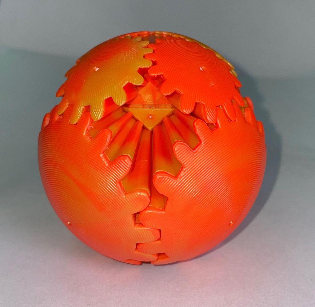 3D Colorful Gear Ball Figurine: Rotating Creative Toy for Kids