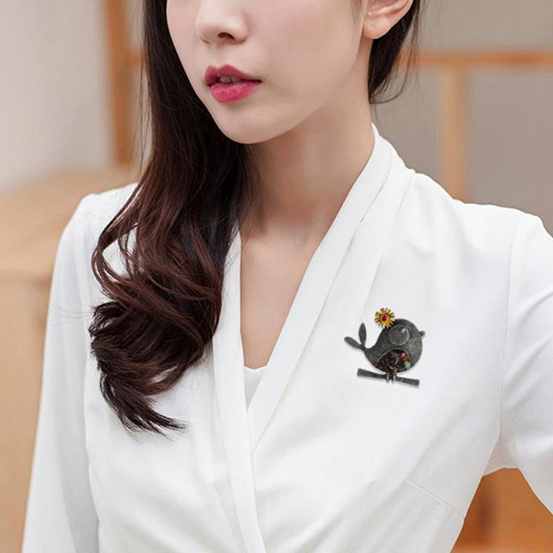 Cute Industrial Sense Bird Brooches Chic Lapel Pins For Women Girls Exquisite Vintage Animal Brooch Versatile Corsage Gifts