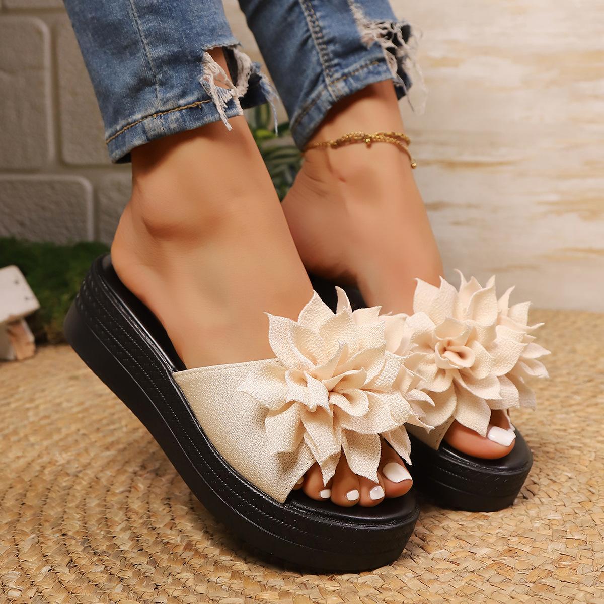 

Летние новые большого размера шлепанцы с открытым носком, модные с цветами, водонепроницаемые, увеличивающие высоту подошвы, прохладные шлепанцы, повседневные пляжные шлепанцы 43