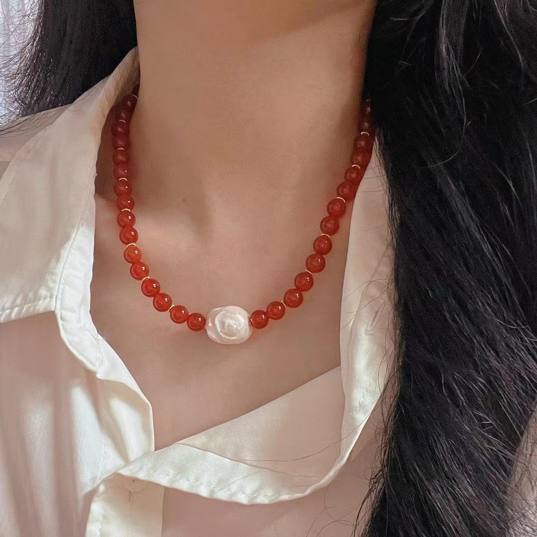 Vintage Agate Necklace Baroque Shell Pearl Niche Design Light Luxury Short Collarbone Chain
