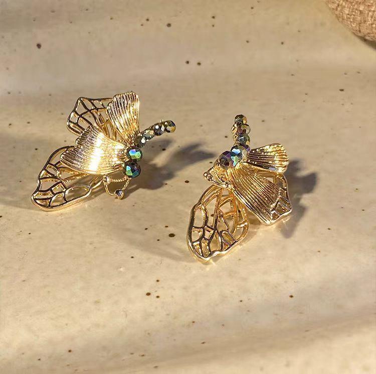 Golden wings~ Flowing gold butterfly stud earrings temperament front and rear earrings earrings