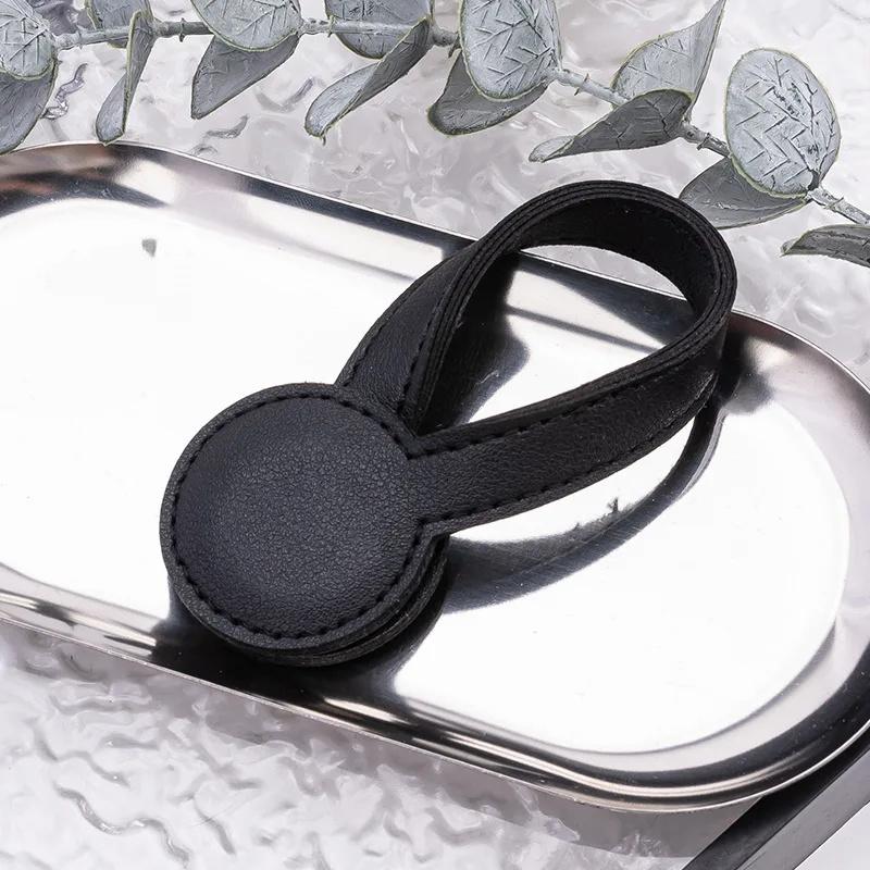 Multi-Purpose Pu Leather Magnetic Hat Clip Strong Magnetic Round Organizer Clip Travel Bag Charms Luggage Accessories