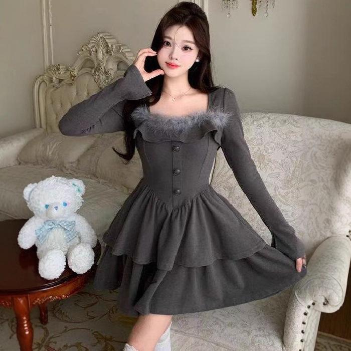 Heavy double-sided German velvet autumn and winter new sweet Spice Girl temperament waist dress, thin and meat-covering puffy short skirt