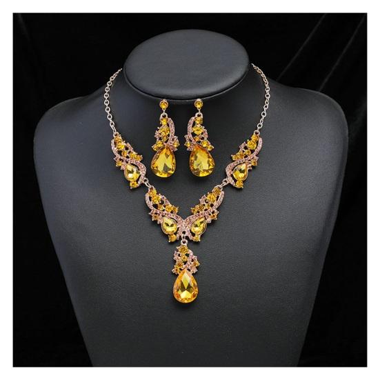 Women Necklace Earrings Rhinestone Luxury Hollow Symmetric Retro Set Out Anti-allergy Hanging Earrings Bridal Wedding