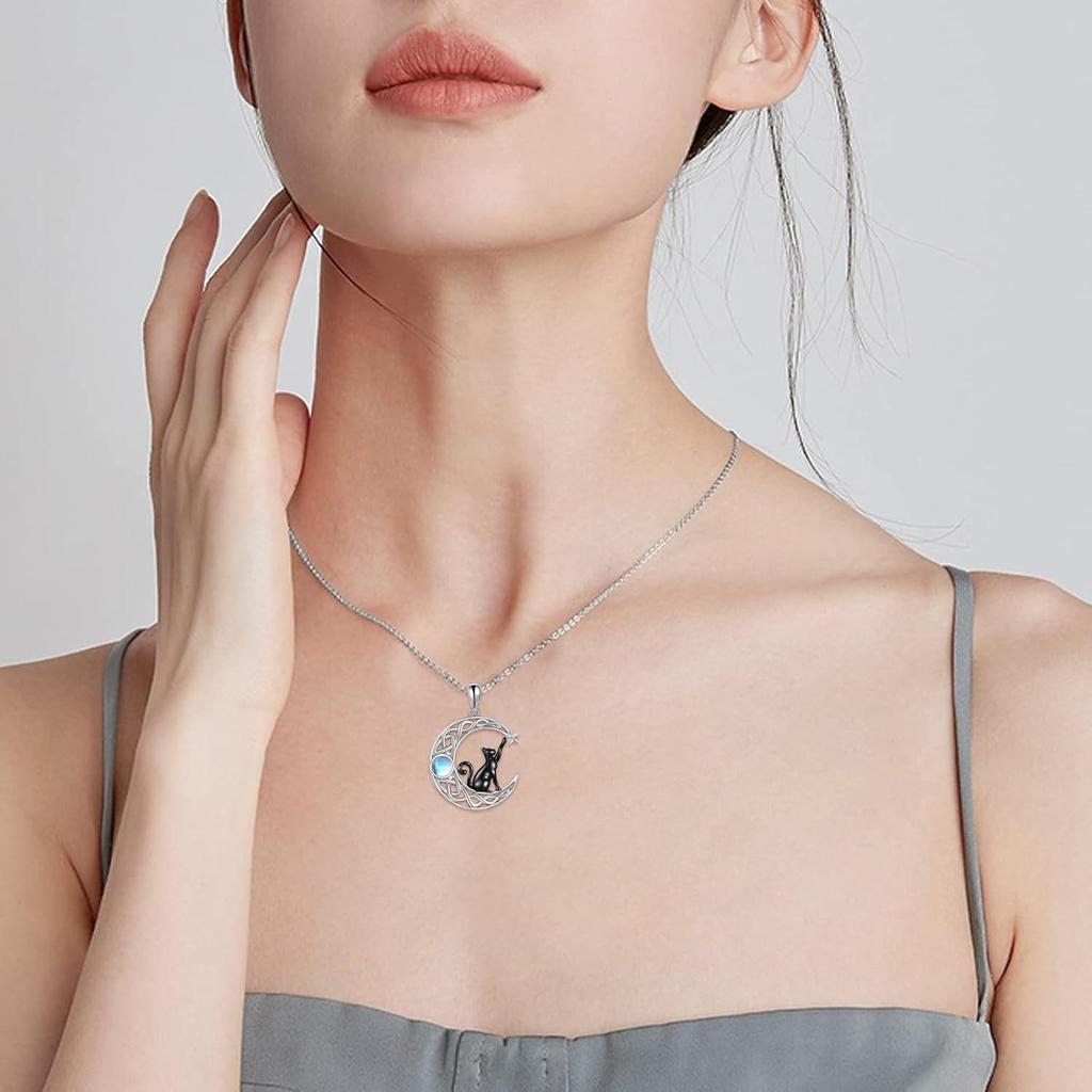 Moonstone Black Cat Necklace: Stylish European & American Clavicle Chain