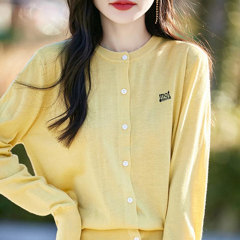 Cardigan feminino leve 50% lã e 50% seda amoreira - Tricô versátil para 4 estações, conforto e estilo o ano todo