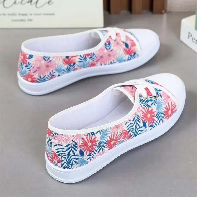 Fashion New Arrival 2025 In Flat Slip On Shoes for Women Offers 39 Deals High Quality Designer Luxury Walking Trends Woman Footwear Sale