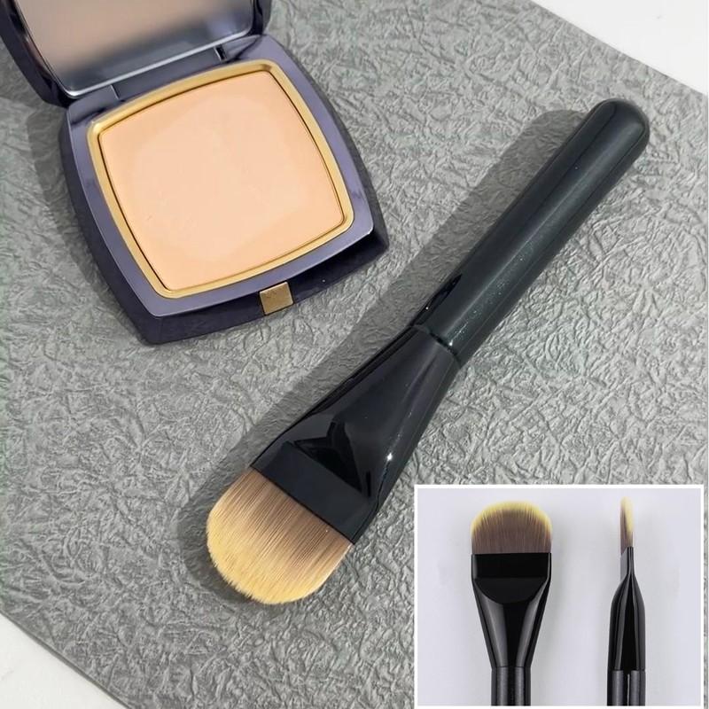 Makeup Brushes Foundation Professional Brush Tongue Shaped Liquid Foundation Concealer Brush Women Face Base Makeup Beauty Tools
