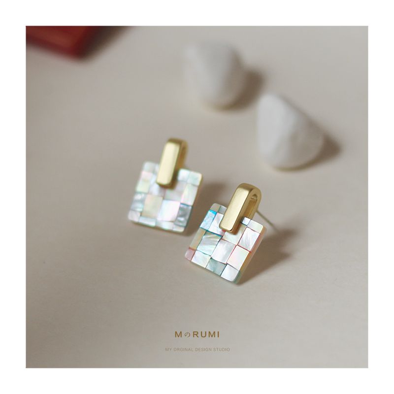 

Niche Style Homemade Handmade Fashionable Ear Clip Natural Fritillary Caidiebei [S925 silver needle pair]]