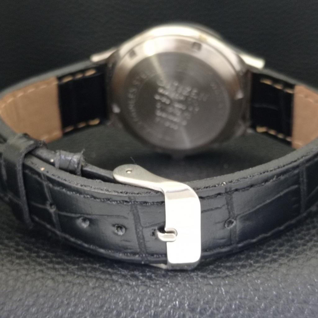 JAPAN VINTAGE CITIZEN AUTOMATIC 8200 MENS BLACK COLOR DIAL WATCH A702743-1 R210-a702743