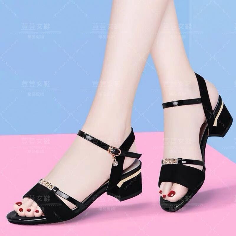 

Женские летние босоножки из натуральной кожи на среднем каблуке 2025 года - Маленький размер, Низкий каблук для мам EU 36