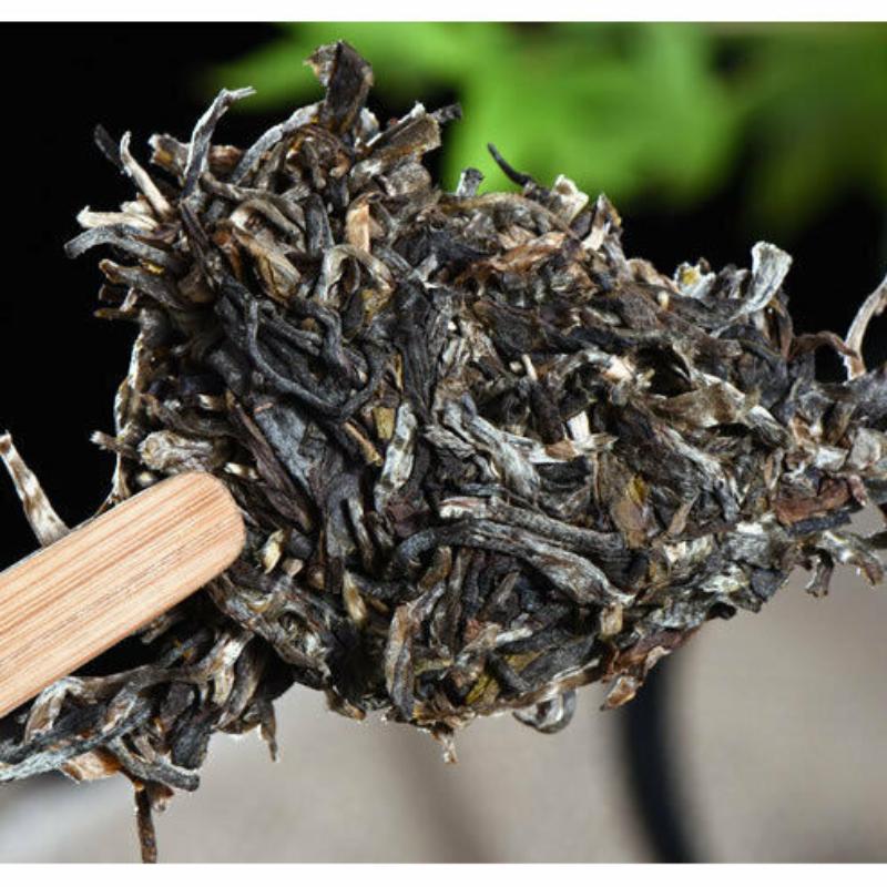 Золотой Павлин * 2015 Ли Мин Искра Пуэр Чайный Пирог 357г Сырой Пуэр Чай Пуэр — фото 5