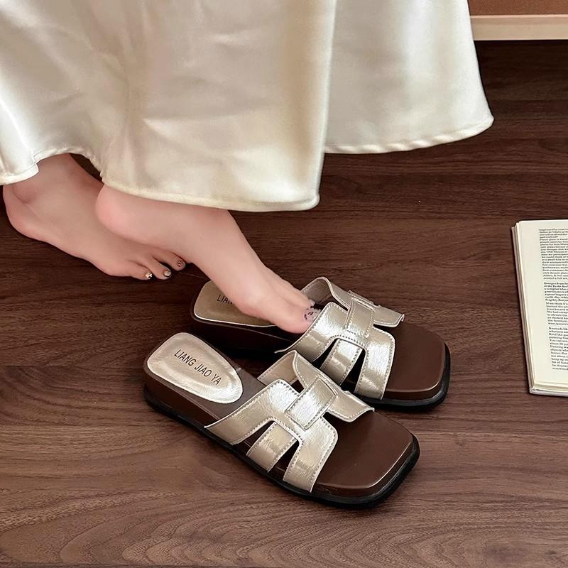 One-character cool slippers women's flat bottom drag summer fashion solid color soft leather square head open-toed casual women's slope and cool slip