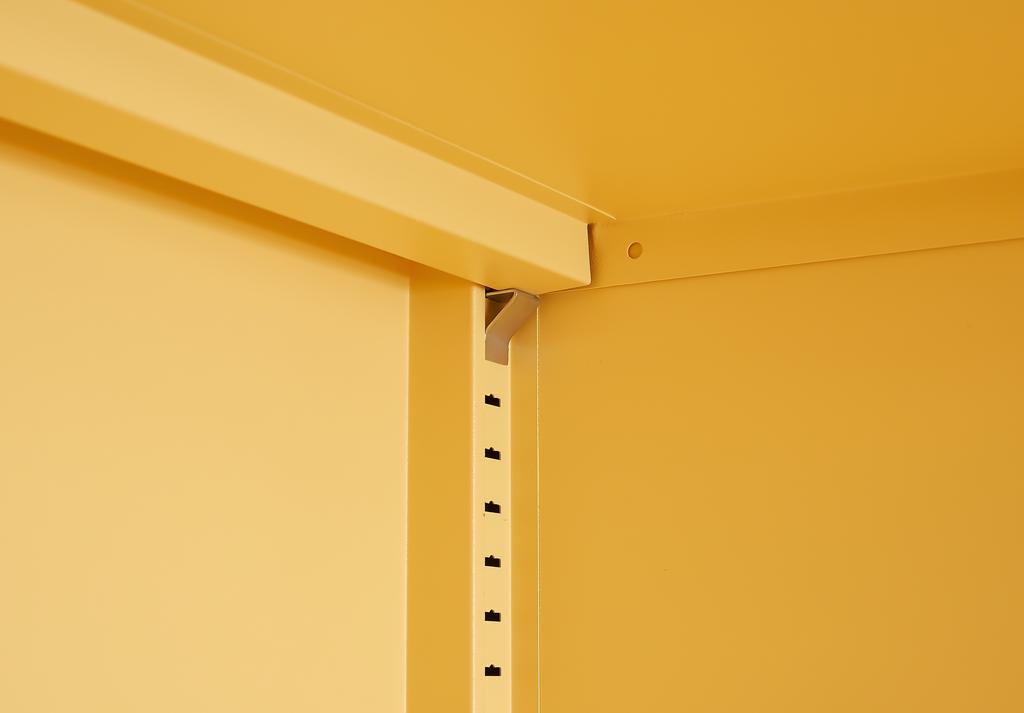 Armadio portaoggetti in acciaio giallo con ripiani regolabili, impermeabile e facile da pulire, per mantenere ordinati e organizzati il tuo soggiorno, la tua camera da letto o il tuo ingresso.