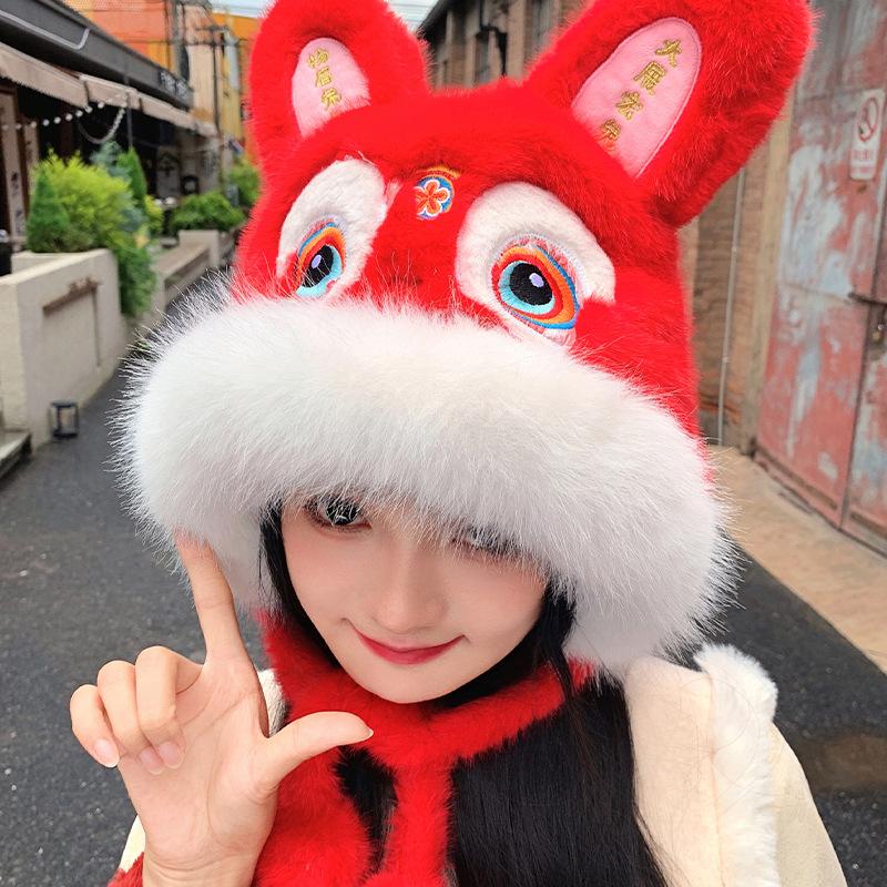 

The ears will move the national tide, the lion will dance the dragon, the new year s red hat, the female cute student girl plush warm Lei Feng hat