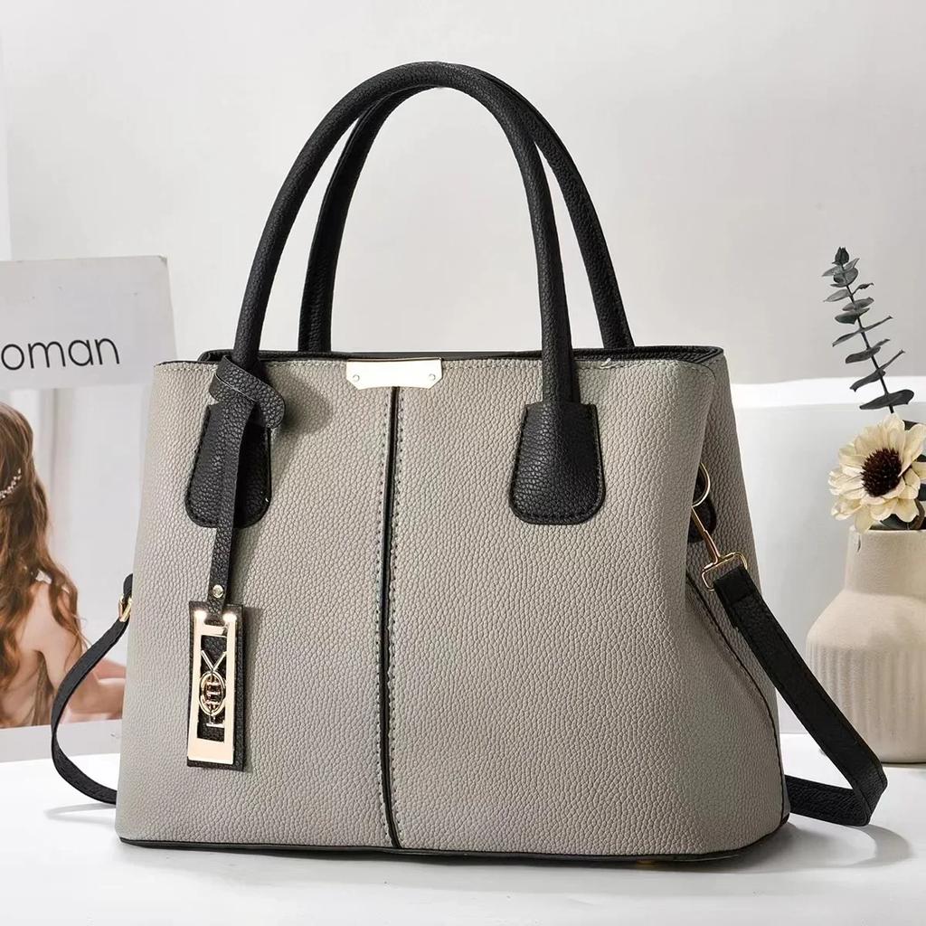 Luxury Brand Designer Women'S Handbag Fashion Trend Shoulder Bag Large Capacity Classic Crossbody Bag Commuting Tote Bag Women