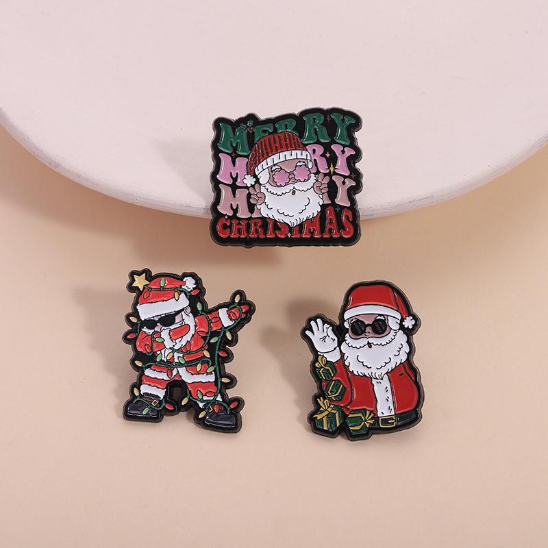 Christmas Series Enamel Pins Gingerbread Cookies Santa Claus Snowman Elk Drink Brooches Lapel Badge Fashion Jewelry Gifts