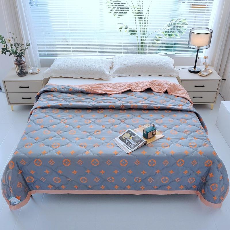 Summer thin blanket, new air conditioning quilt, gift, skin friendly washed cotton, summer cool quilt