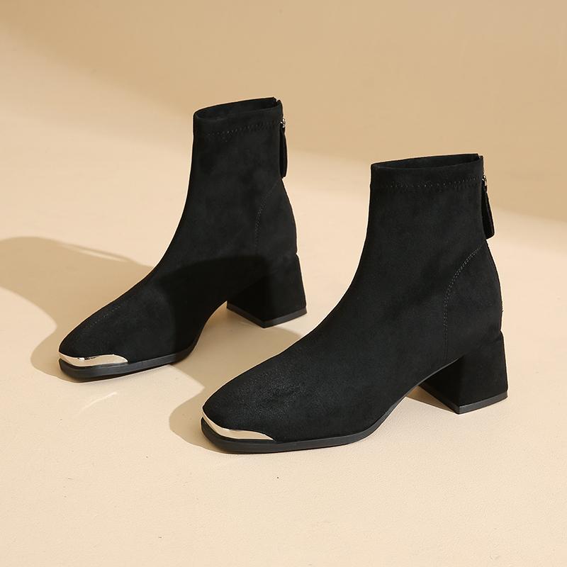 

Модные французские ретро ботильоны с квадратным носком и блочным каблуком для женщин 2025 Новые осенние универсальные модные ботинки на высоком каблуке 40 чёрный