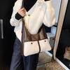 Fluffy Retro Women's Large Capacity Autumn/Winter 2025 Tote – Casual Single Shoulder Crossbody Handbag