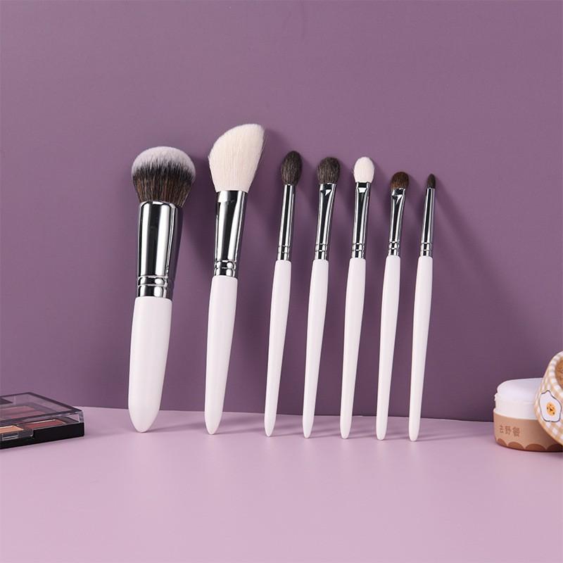 7pcs Makeup Brush Set Portable Fine Wool Blush Eyeshadow Brushes Daily Beauty