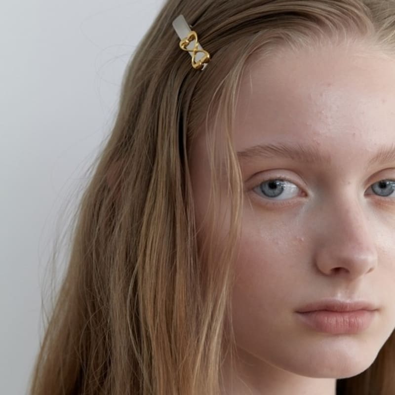 LOVE ME MONSTER [2 SET] Fly Mont Mini Hair Pin (L251MHA060)