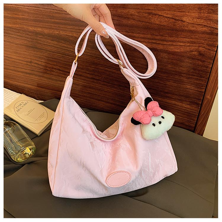 

Однотонна літня модна корейська м’яка поверхня, нова модна підвіска для поїздок на роботу і роботу, під пахвами, жіноча сумка через плече Without pendant рожевий