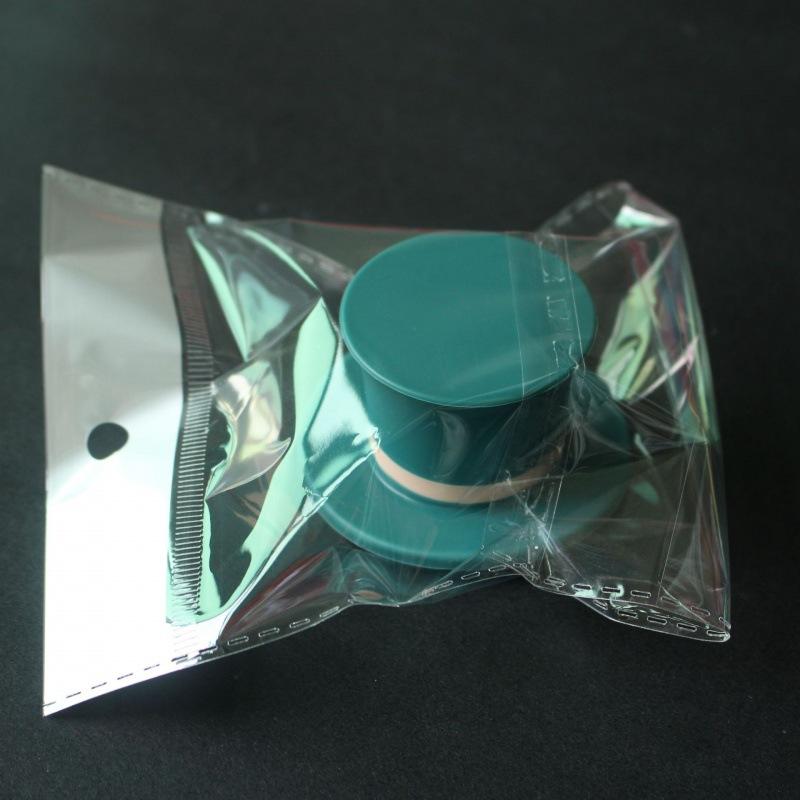 1pcs Hat Wine Bottle Stopper Silicone Cork Sealer for Champagne Wine Airtight Freshness Keeper Kitchen Bar Tool