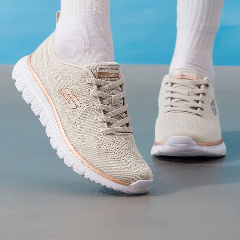 Skechers Women s Lifestyle Running Shoes 9.5