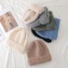 Nuevo sombrero holgado de invierno para mujer, gorro con puños decorado a la moda, gorro cálido para invierno para mujer, gorro tejido informal para calle