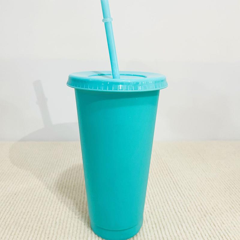 

Reusable Drinkware With Straws,Lid Flash Powder Water Bottle Plastic Tumblers Straw Drinking Cup Cold Drink Tumbler
