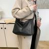 Large Capacity Versatile Shoulder Bag Korean Style Ladies Luxury Tote Bag  PU Leather