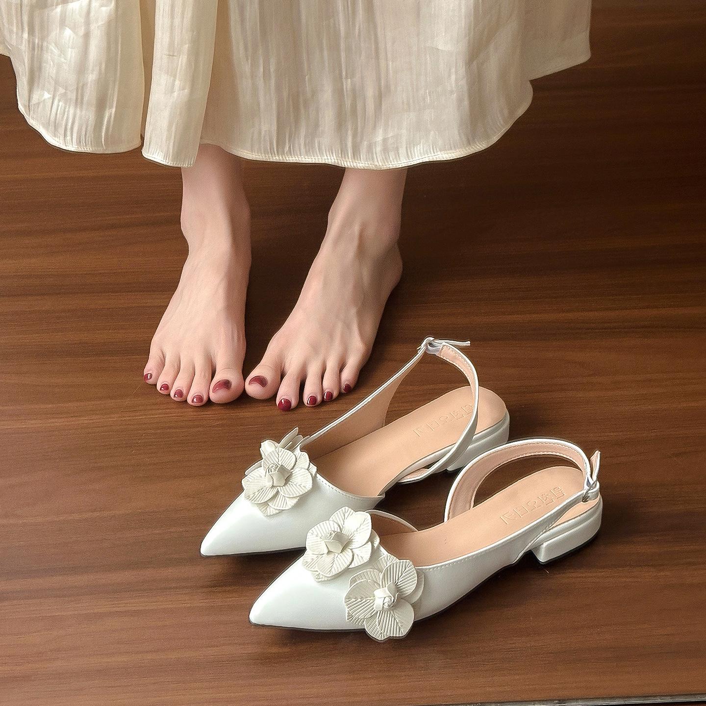 

Beautiful flower pointed head bag head back strap sandals female summer new fairy style with skirt thick high heel single shoes 40