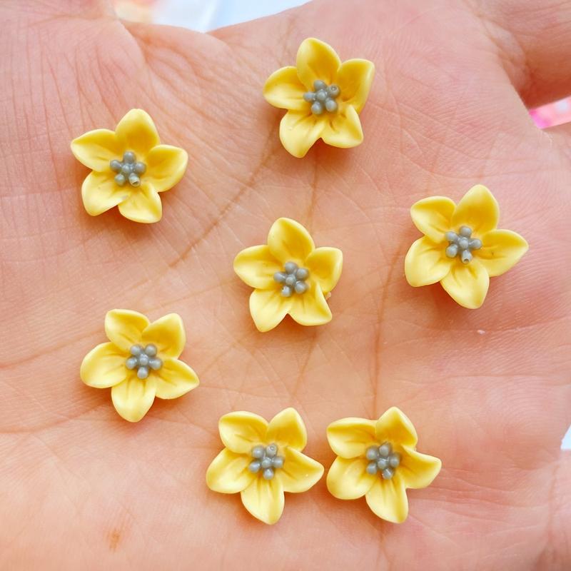 60Pcs New Cute 13mm Mini Flower Series Resin Flatback Cabochon Scrapbook Kawaii Embellishments Accessories