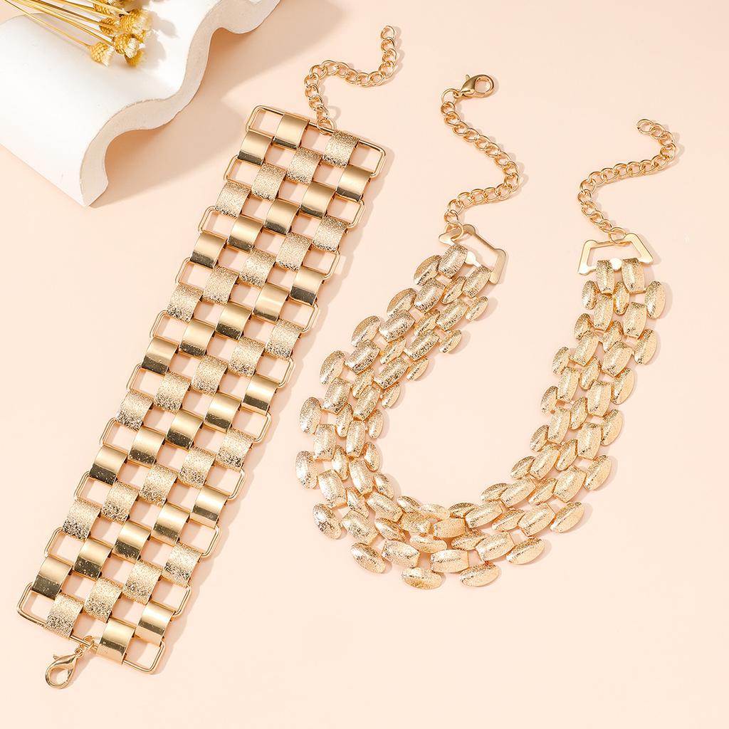 Oversized Openwork Chain Set - Bold European Necklace & Bracelet
