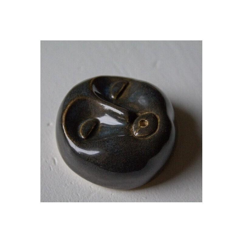 

Elegant Black And White Synthetic Resin Incense Holder And Decorative Sculpture For Home чорний