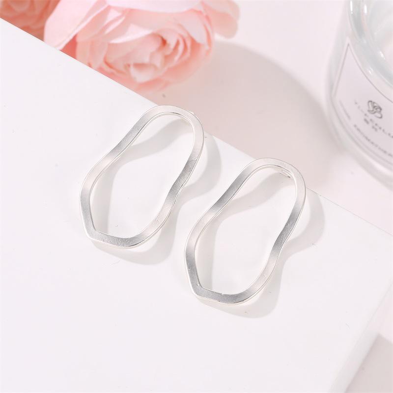 Euramerican Irregular Geometric Earrings Wave Hollow Out Simple Style Women Fashion Collocation Party Accessories