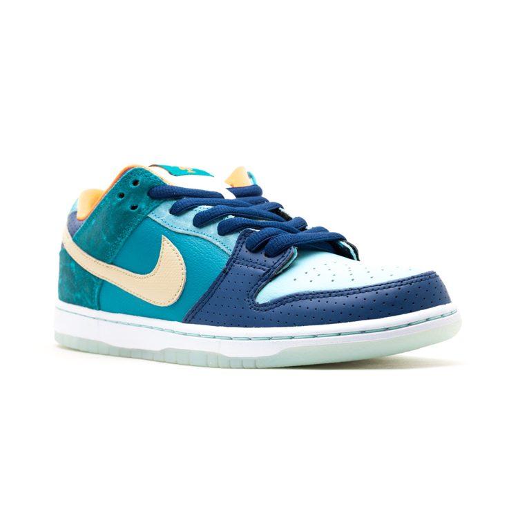 Nike SB Dunk Low MIA Skate Shop 504750-474
