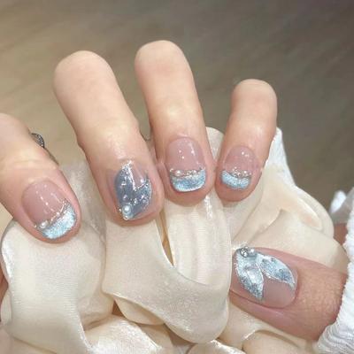 Reine Handarbeit Phototherapie Maniküre Blauer Fischschwanz Tragen Nagel Fertigprodukt Wiederverwendeter Nagelpatch Um Weiße zu Zeigen